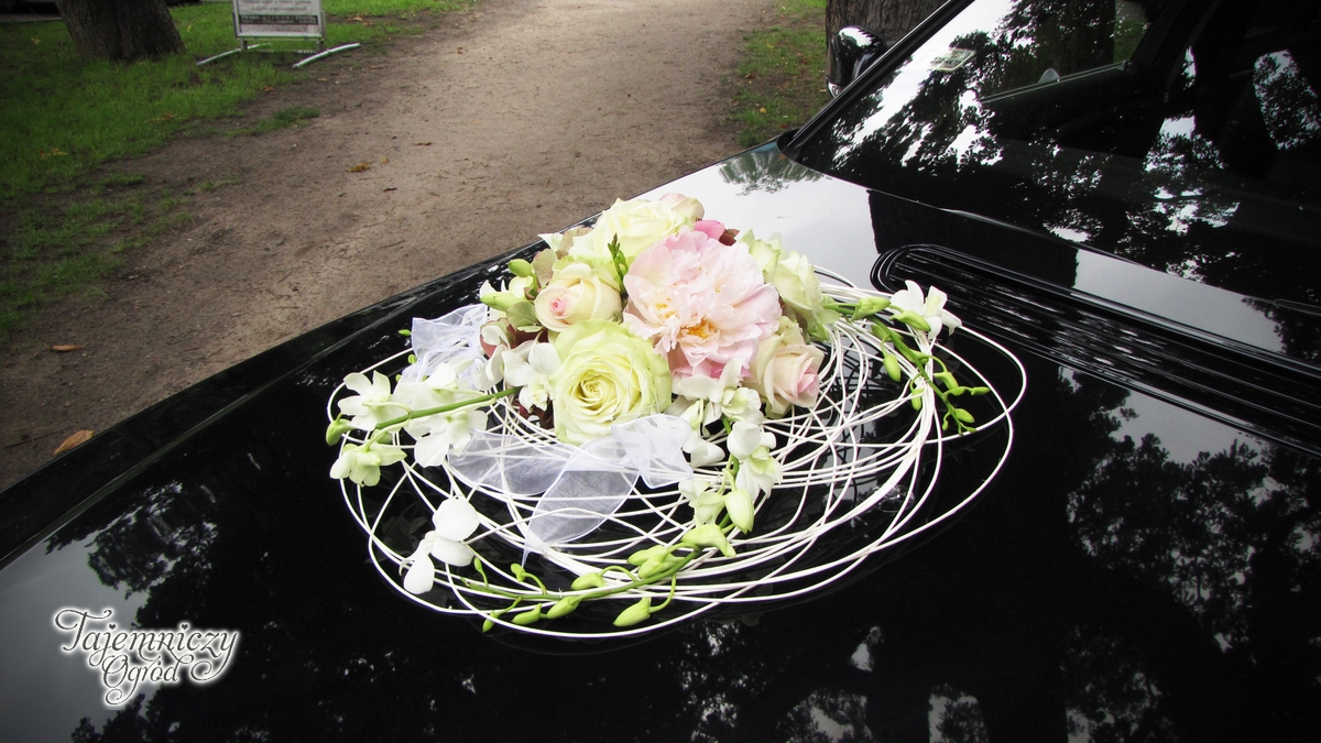 Dekoracja ślubna samochodu » dekoracje ślubne, dekoracja