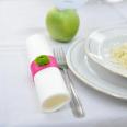 dekoracja �lubna serwetki, r�owa wst��ka, zielony kwiat, st� weselny, dekoracje �lubne