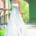Suknia �lubna kolekcja Ladybird 2013 model 33105