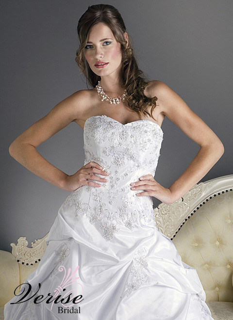 Suknia ślubna model Caprice