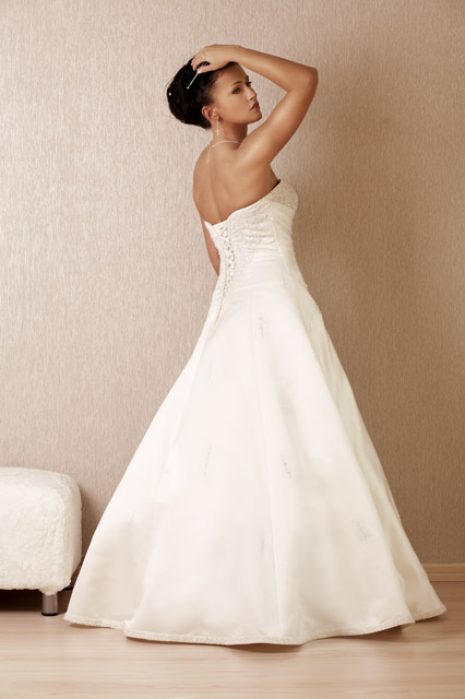 Suknia Ślubna Model: Angie | Kolekcja: Royale