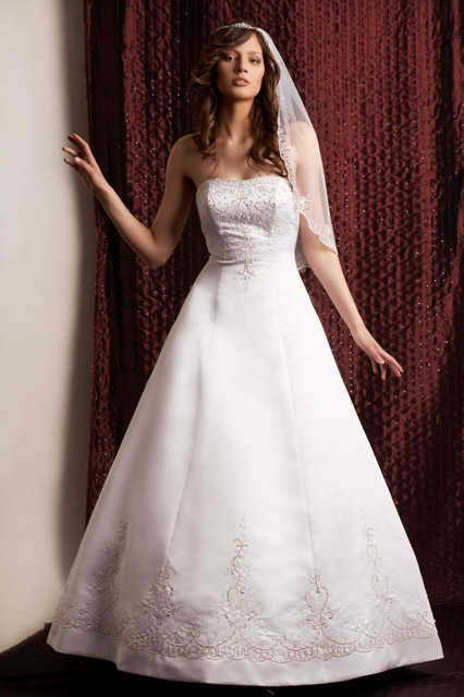 Suknia Ślubna Model: Vero | Kolekcja: Royale