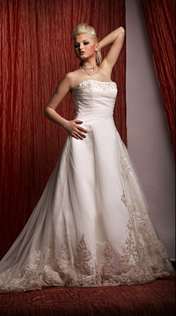 Suknia Ślubna Model: Amalia | Kolekcja: Royale
