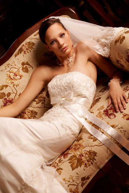  Suknia Ślubna Model: Marys | Kolekcja: Royale