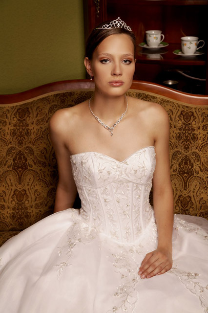 Suknia Ślubna Model: Kleopatra | Kolekcja: Royale