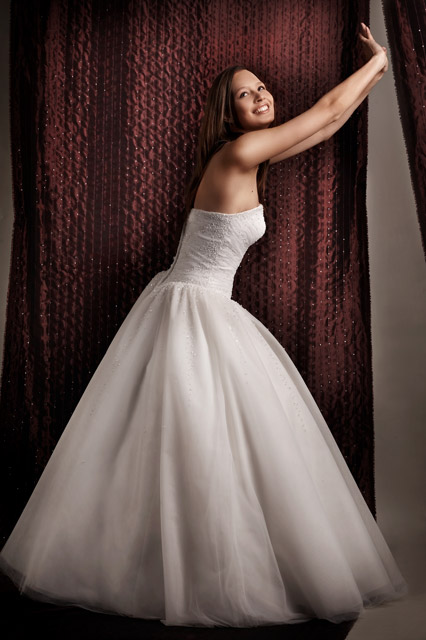 Suknia Ślubna Model: Luna | Kolekcja: Royale