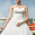 Annais Bridal - Kolekcja Love 2012 - Suknia ślubna Honoria
